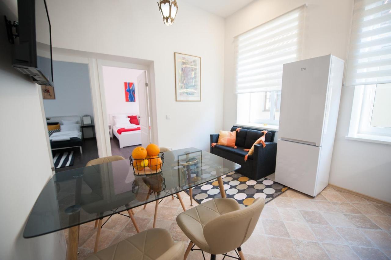 Romantic New 2 Bedroom Vilnius Best Location Exterior photo